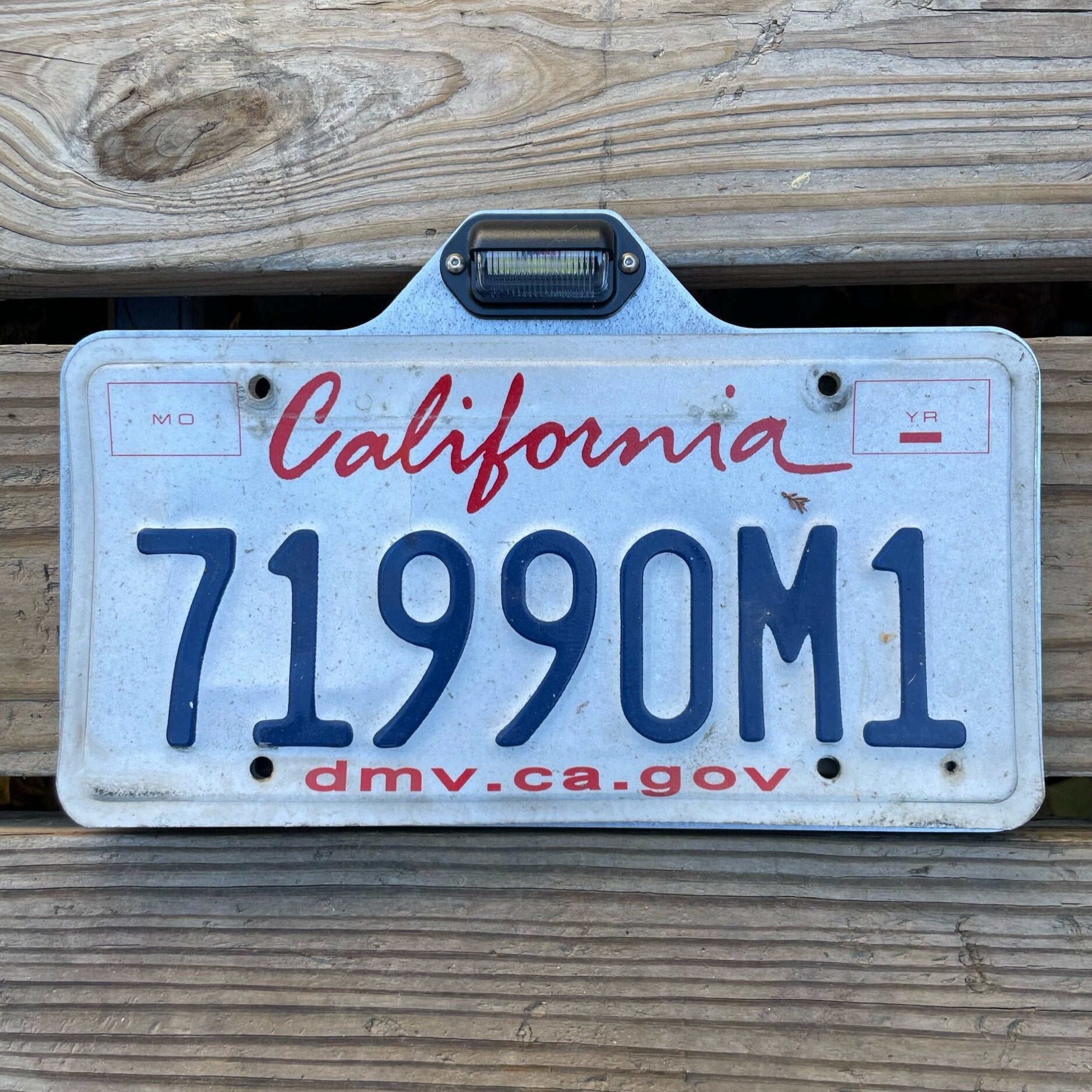 License Plate Holder Mount Trailer Flatbed RV Camper SEMI Flat Bolt On Heavy Duty Steel LED Light