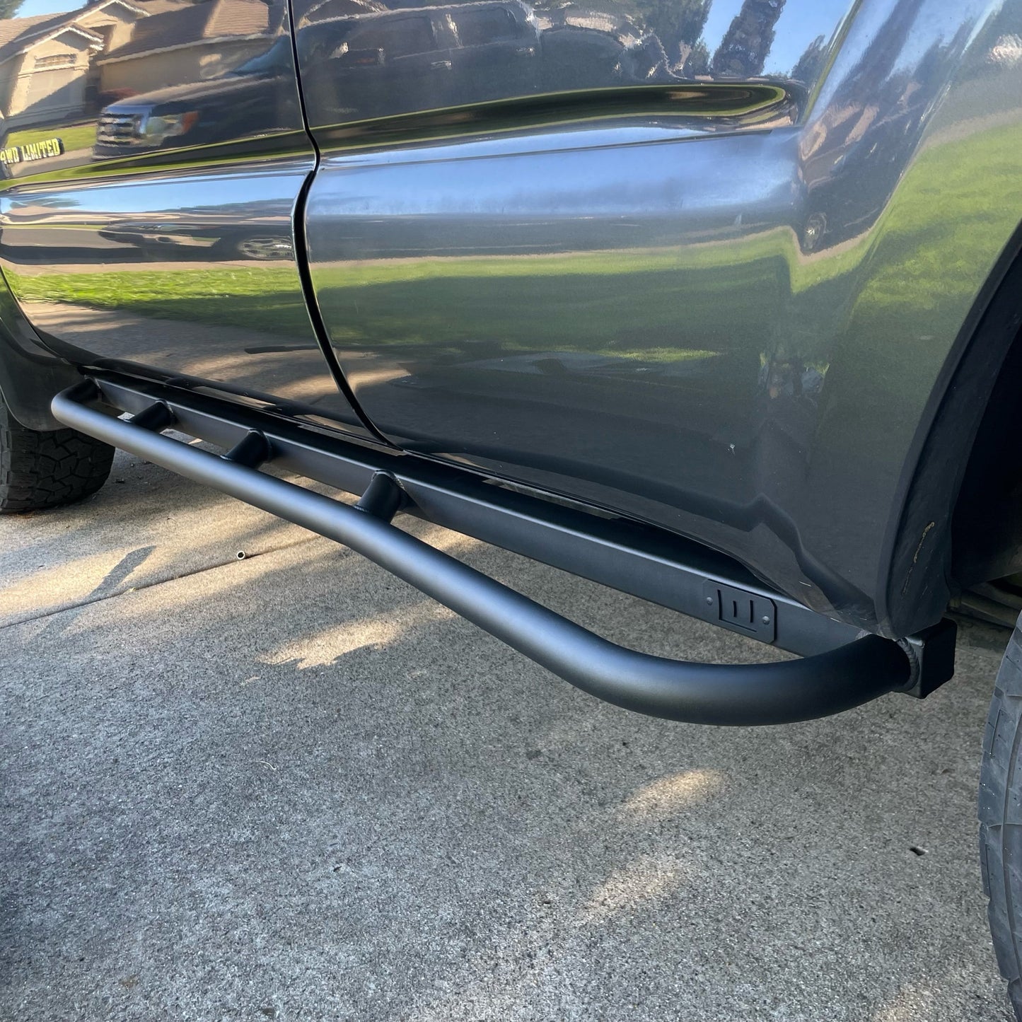 2003-2009 Toyota 4Runner (4th Gen) Bolt On Rock Sliders With Kickout
