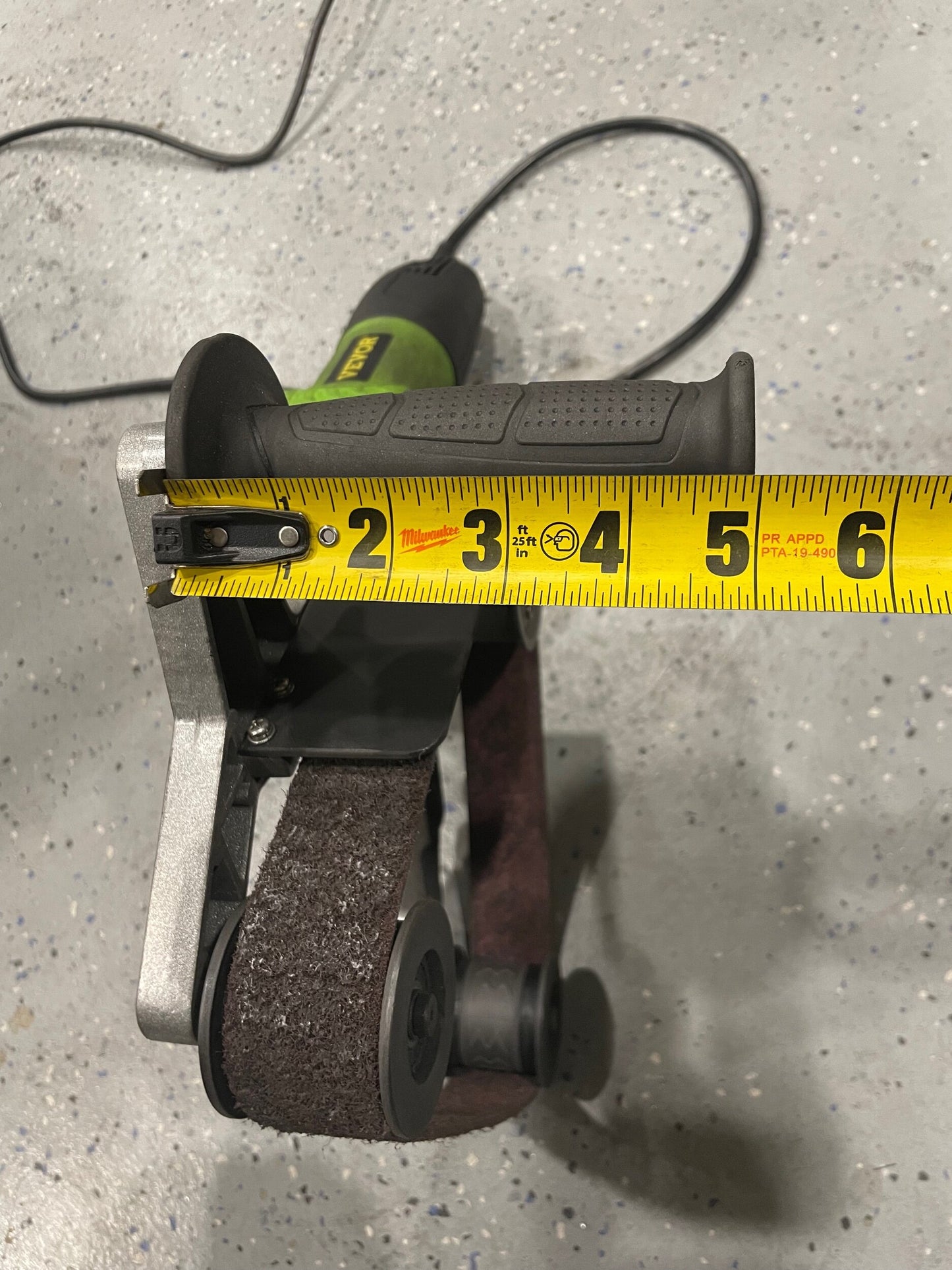 Tube Polisher Wall Mount