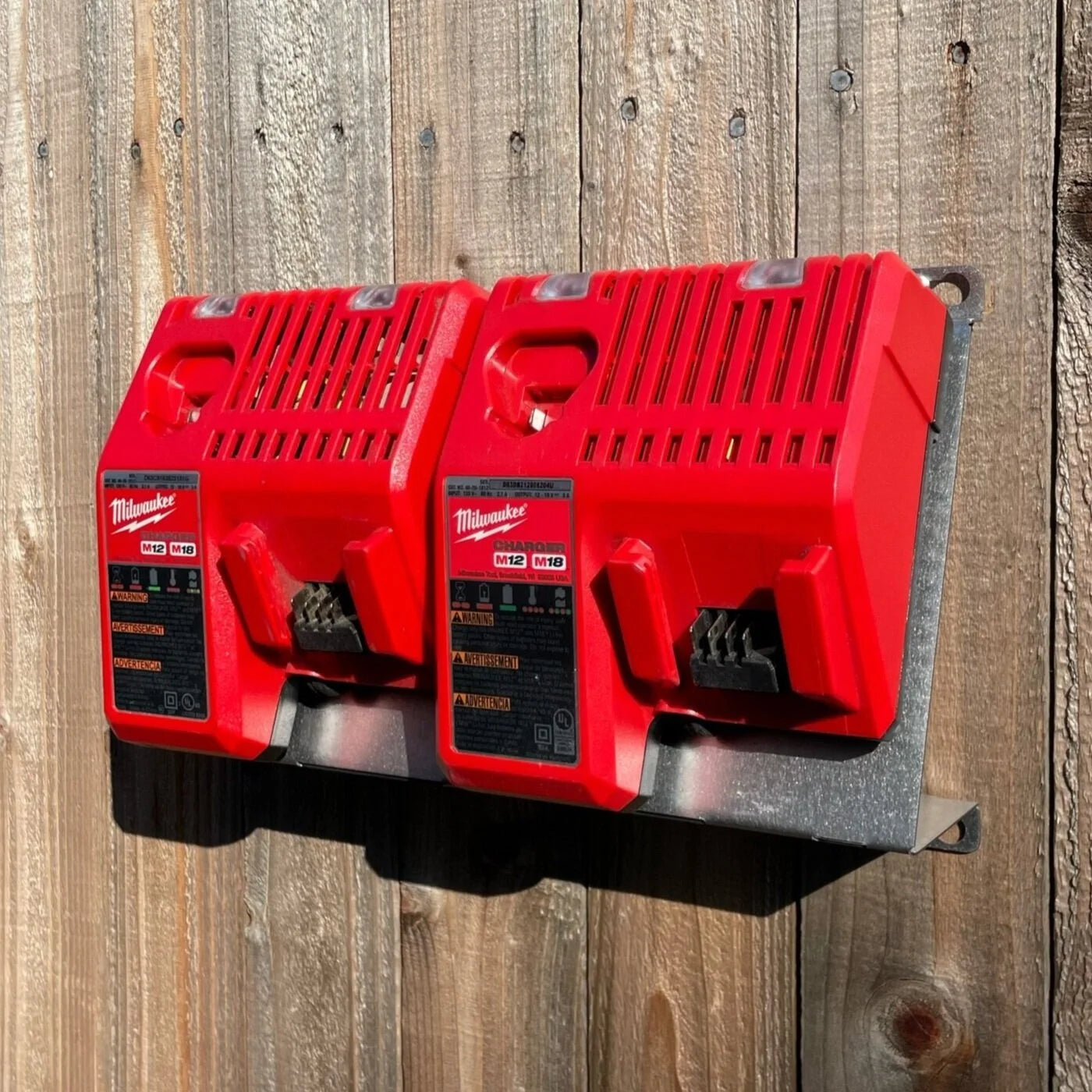 Milwaukee 2x M18 M12 Rapid Battery Charger Wall Mount Plate 20