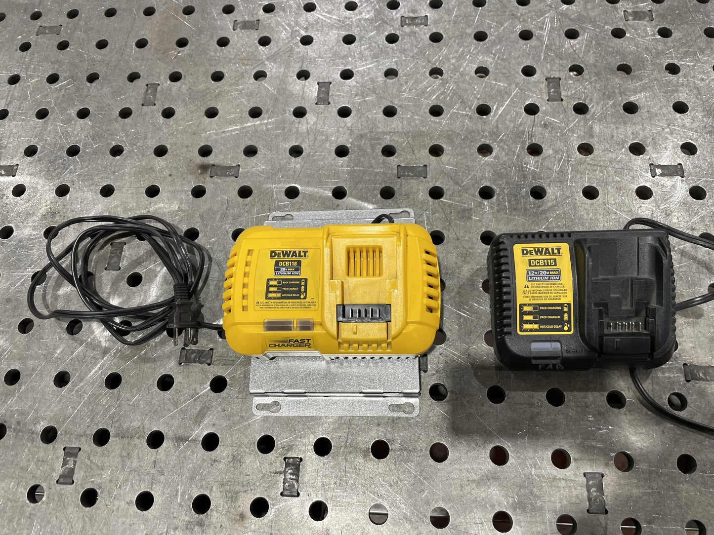 Charger Wall Mount Plate Milwaukee DeWalt Ridged - For Van Truck Shop