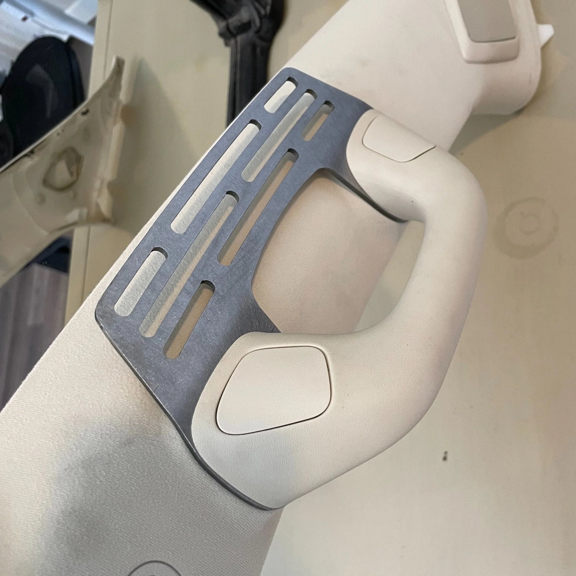 2010-2024 Toyota 4Runner (5th Gen) A-Pillar Grab Handle Accessory Mount For Phones Ham Radios Switch’s Winch Controller Cams Overlanding