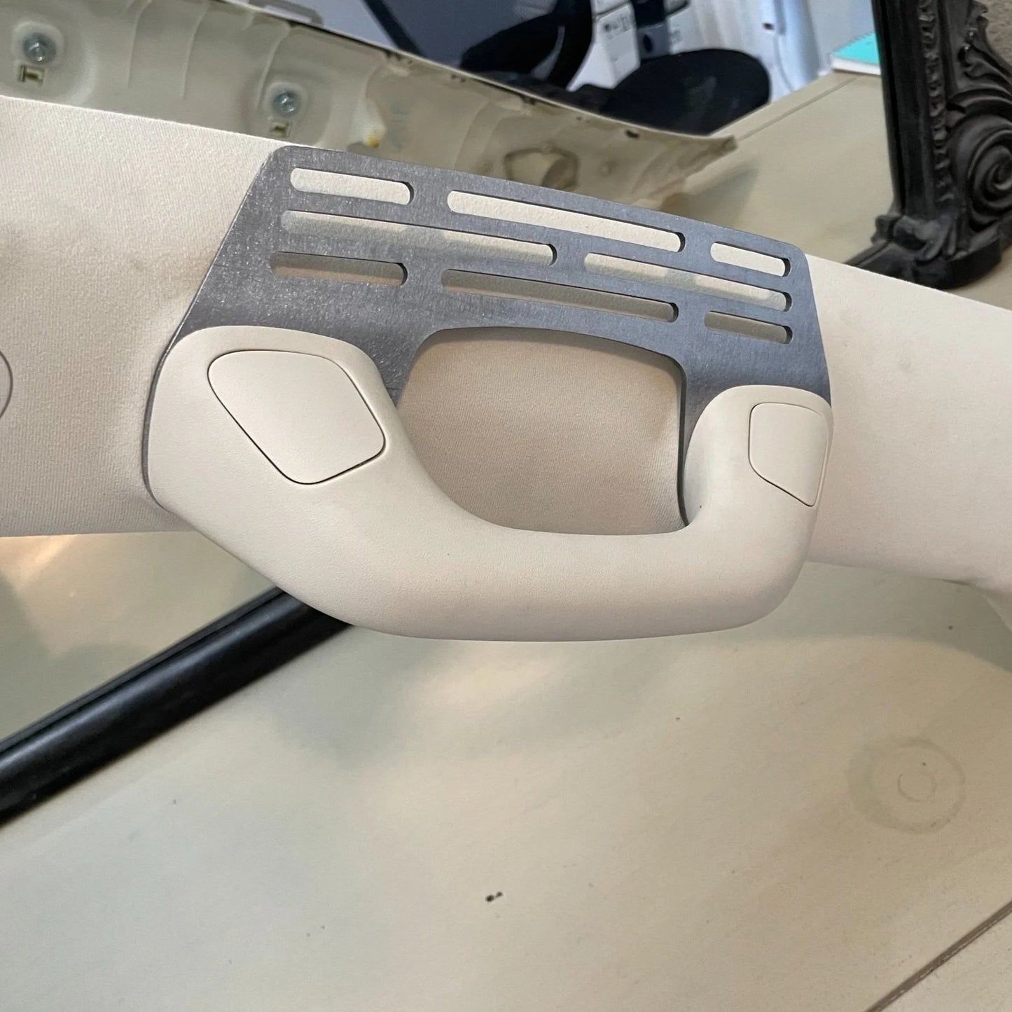 2010-2024 Toyota 4Runner (5th Gen) A-Pillar Grab Handle Accessory Mount For Phones Ham Radios Switch’s Winch Controller Cams Overlanding