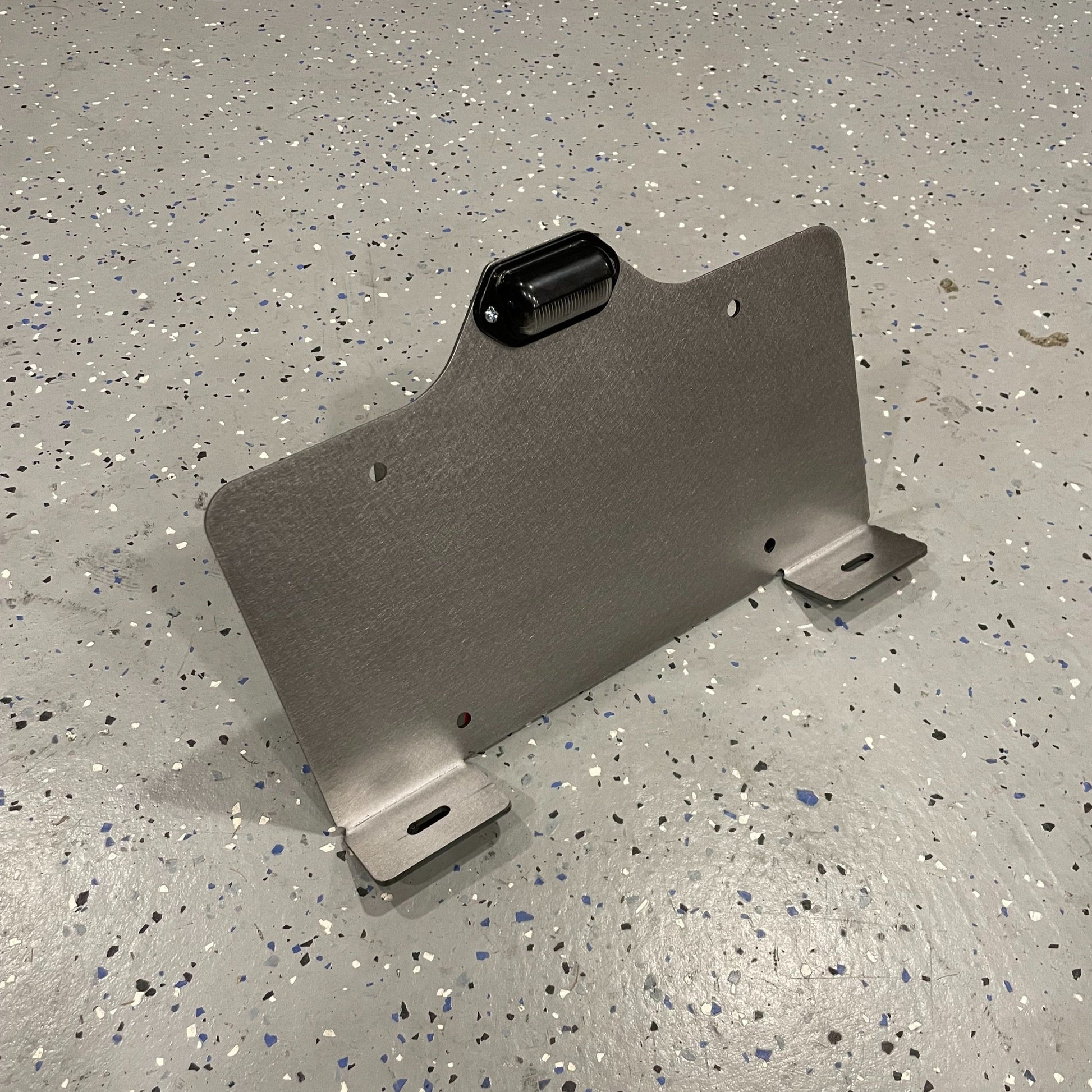 Bottom Top Mount License Plate Holder Trailer Flatbed RV SEMI Bolt On Heavy Duty Steel LED Light