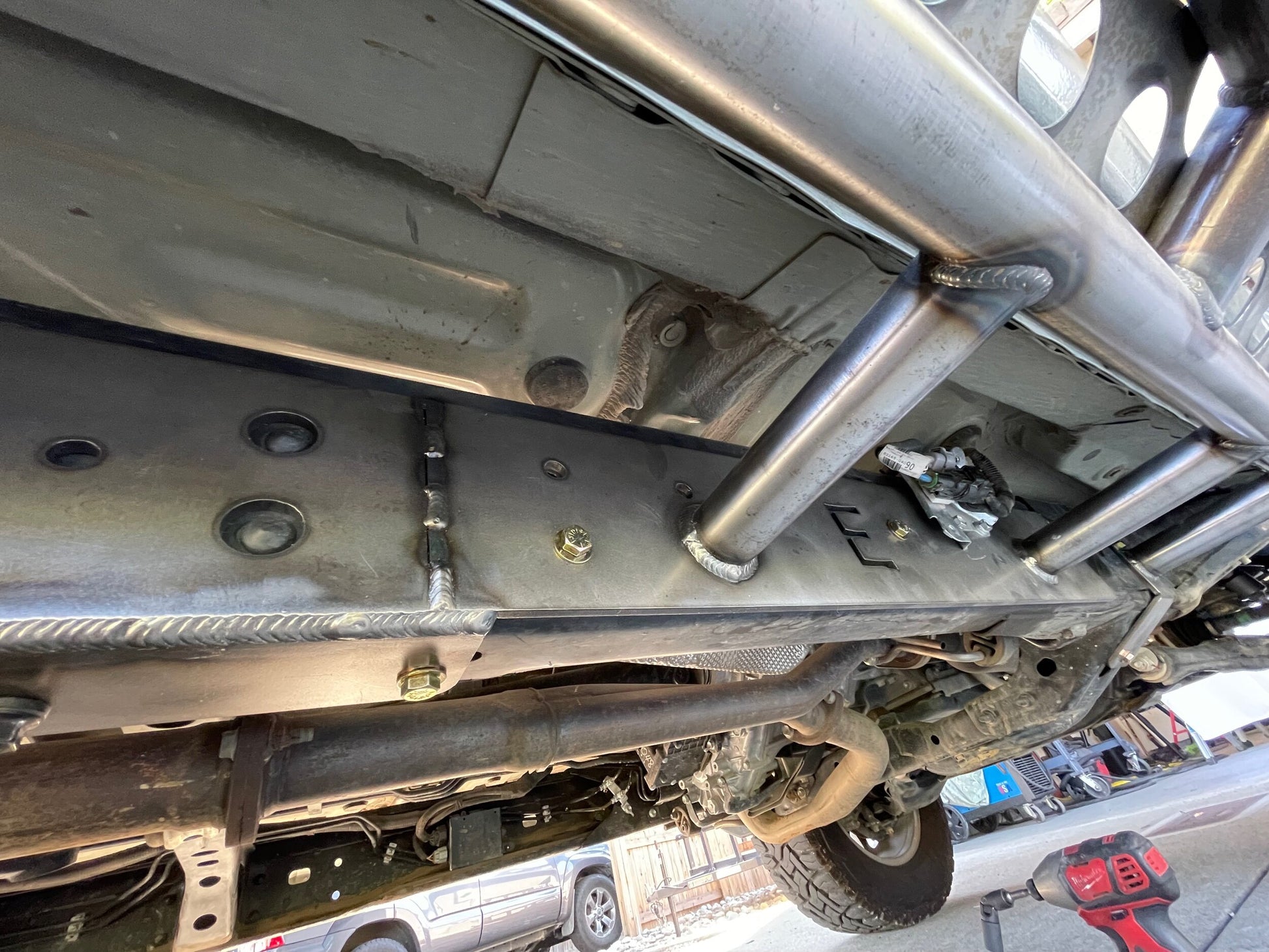 Toyota Tacoma Longbed (16-23) Bolt on Rock Slider Frame Plate Kit
